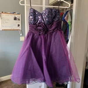 Strapless “Speeckless” dress